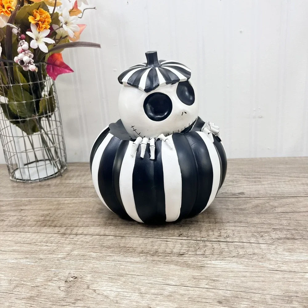 Disney Nightmare Before Christmas 2021 Jack Skellington Striped Pumpkin Figurine - Picture 2 of 8